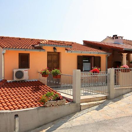 Apartments With A Parking Space Sutivan, Brac - 745 Exterior foto